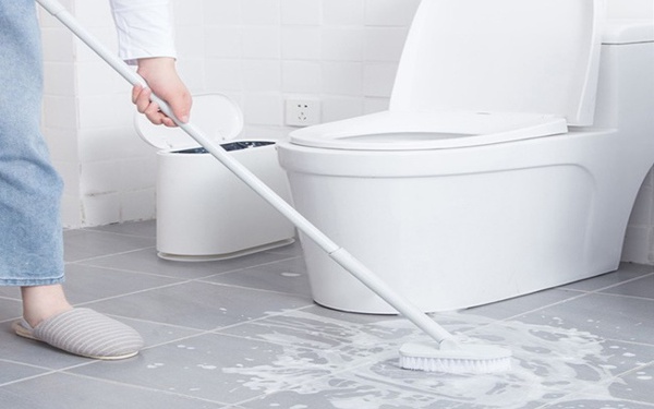 Bí Quyết Khử Mùi Hôi Nhà Tắm Triệt Để Bằng Nguyên Liệu Tự Nhiên - Hình 2