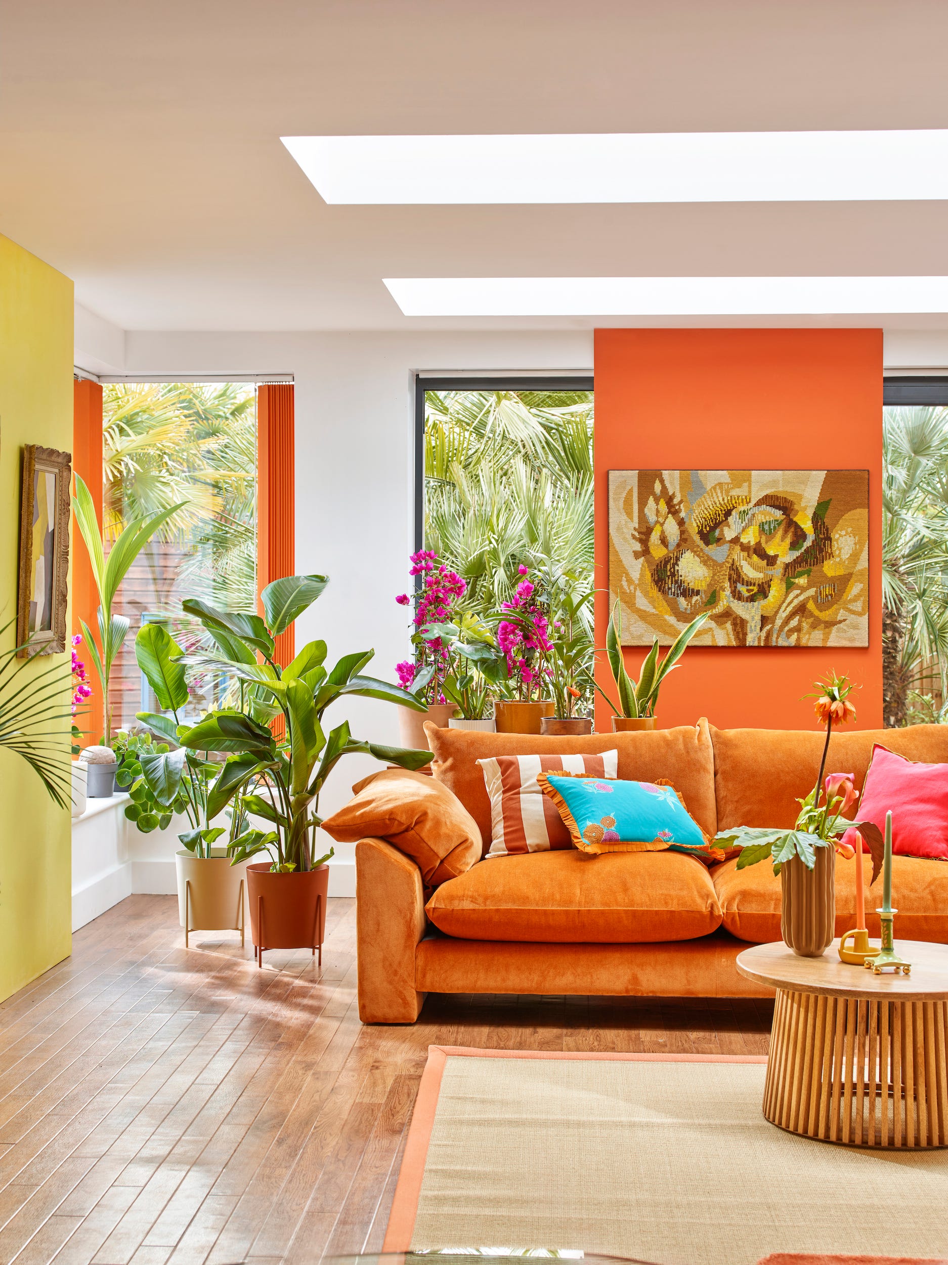 Phối Màu Sơn Phòng Khách Nhỏ: 5 Cách Hack Không Gian Rộng Rãi - Hình 1